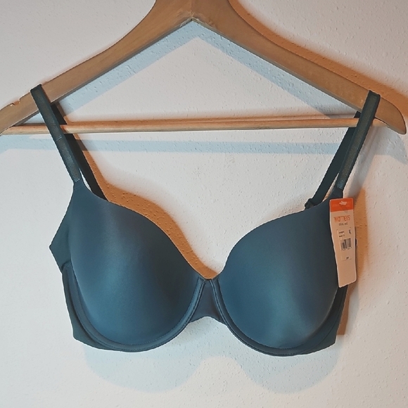 Warner's Other - Warner's NWT No Side Effects Seamless Smoothing Padded Bra 34D